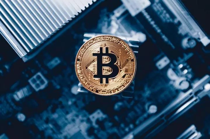 比特币价格美元_高盛助力客户布局比特币_比特币期货业务获批