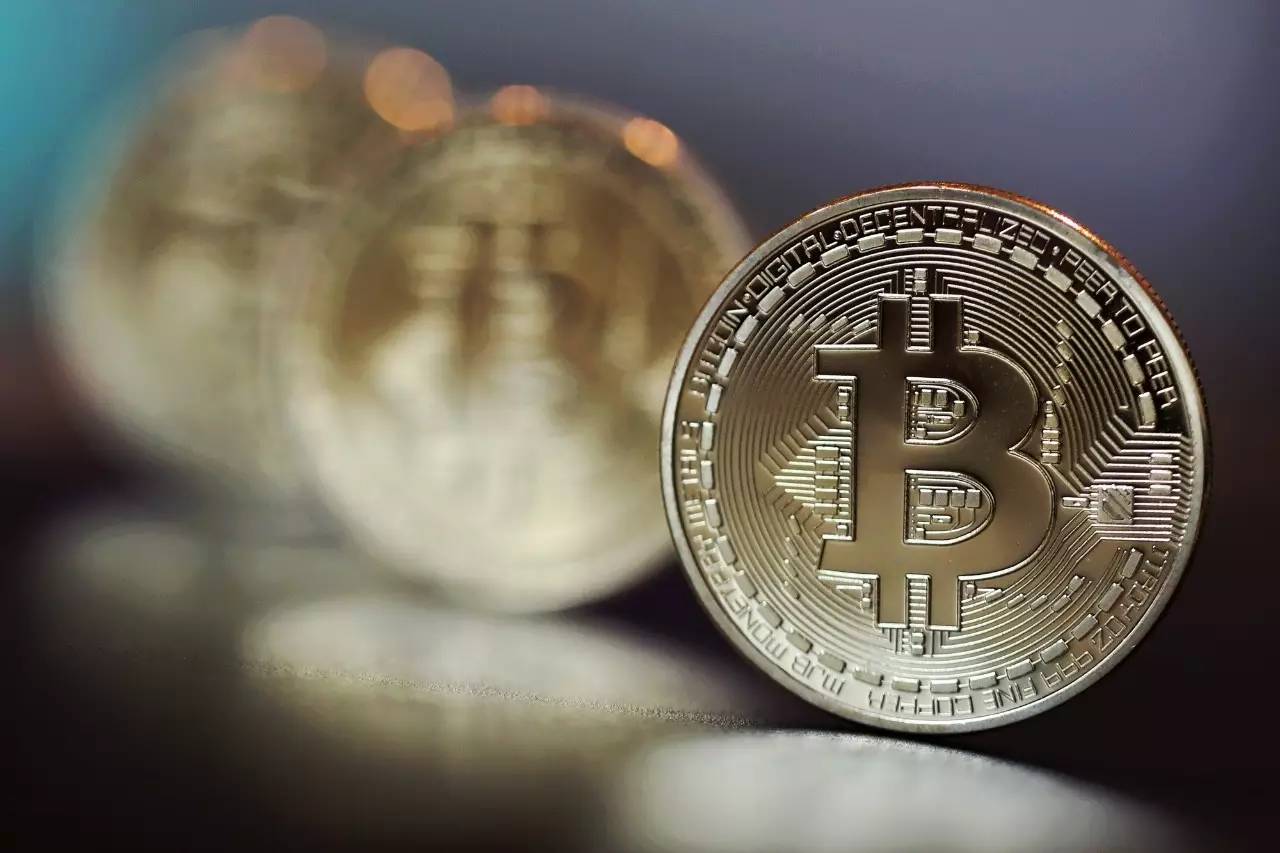 央行检查比特币交易平台_比特币价格闪崩_比特币交易是24小时吗