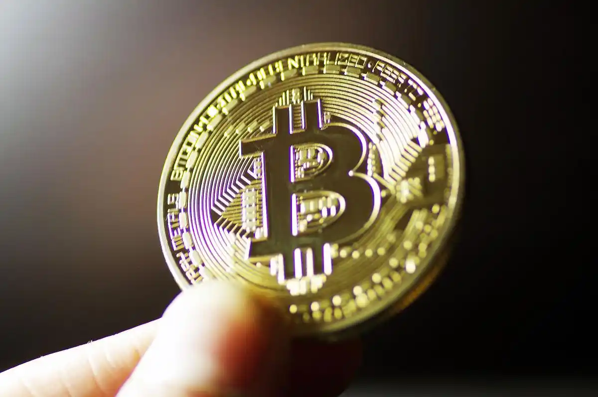 比特币在中国法律定位_比特币在中国合法吗_中国比特币交易风险