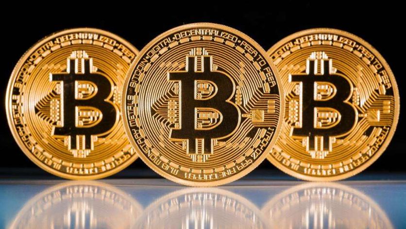 比特币价格走势_比特币靠什么盈利_区块链技术与比特币的关系