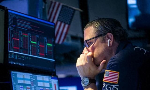 比特币跟跌美股,金价涨了,市场风向变了吗